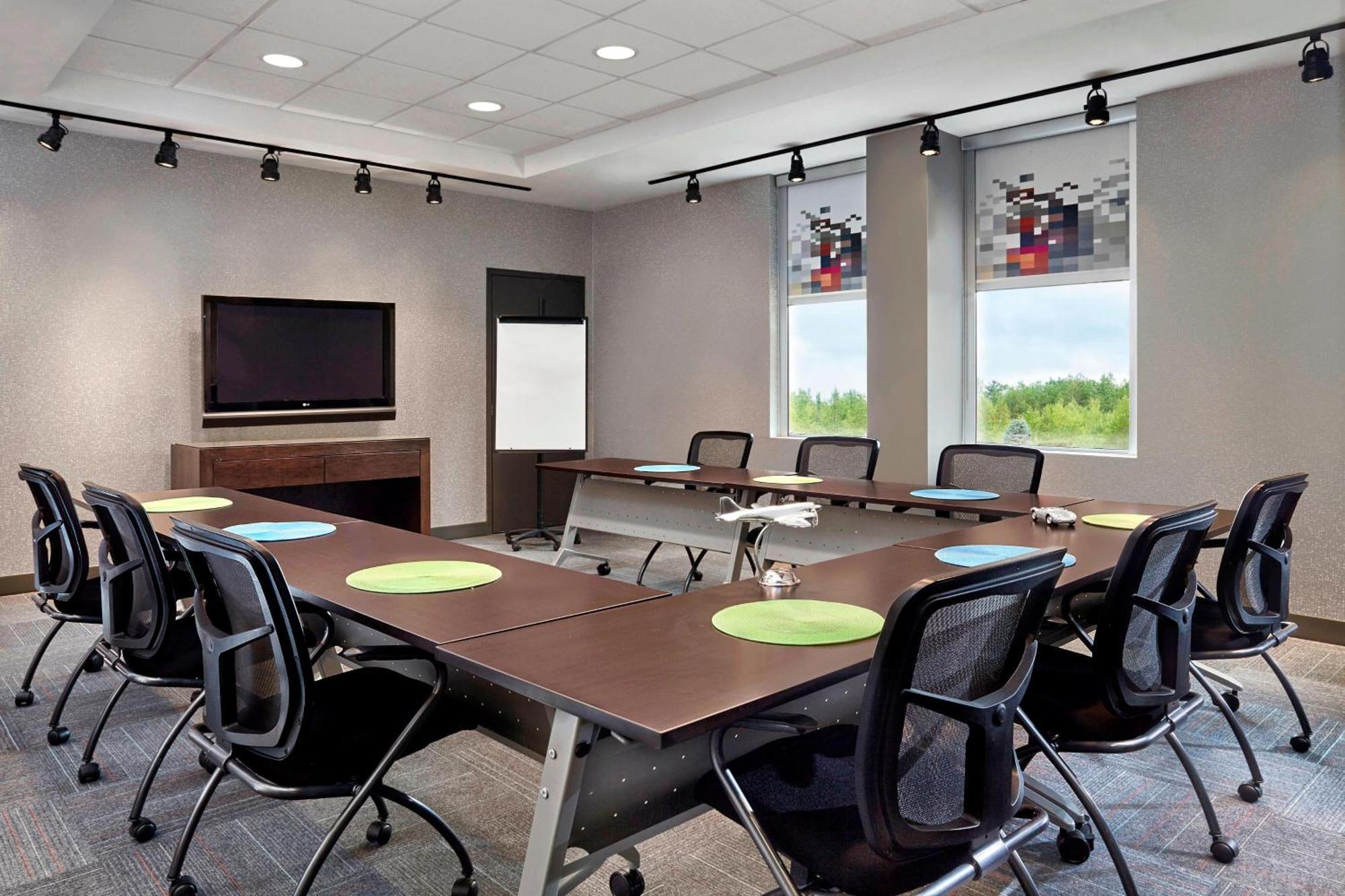 Aloft Montreal Airport Hotel Dorval Kültér fotó