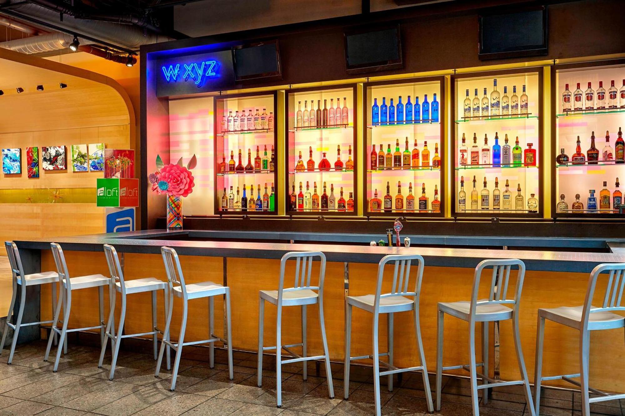 Aloft Montreal Airport Hotel Dorval Kültér fotó
